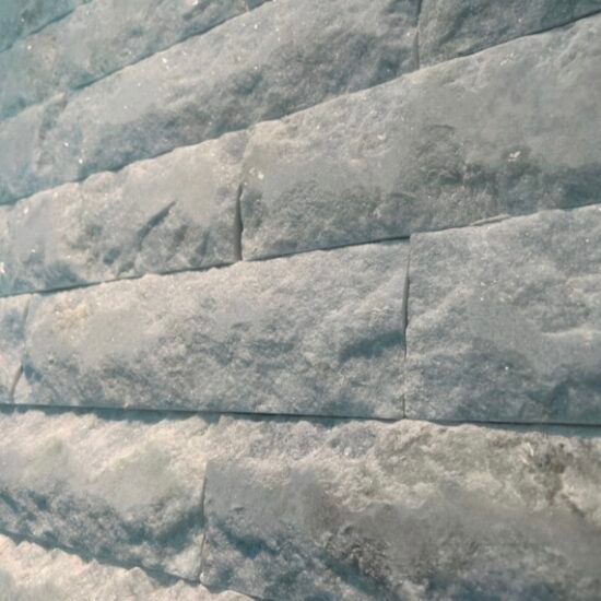 REVESTIMENTO ROCKFACE MÁRMORE NEVADO