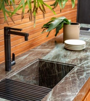 PISO GRANITO MADEIRUS